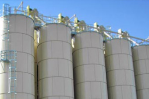 storage-tanks-300x200-1